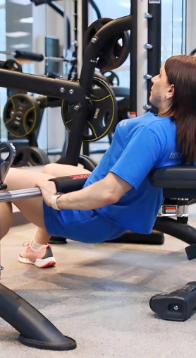 Широкая смягчающая накладка на гриф 60 см REBEL для упражнений на ягодичный мостик