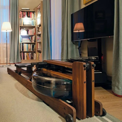 Гребной тренажер водный WaterRower Classic 300 с дисплеем S4 (материал рамы: орех) Гребной тренажер водный WaterRower Classic 300 с дисплеем S4 (материал рамы: орех)