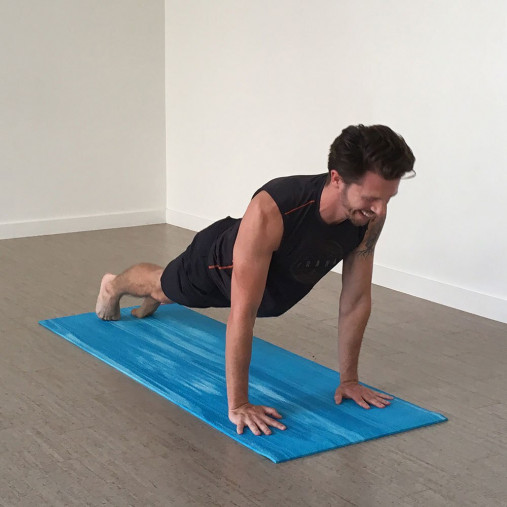 Коврик для йоги HUGGER MUGGER Nature Collection 0,6 см фиолетовый Коврик для йоги HUGGER MUGGER Nature Collection 0,6 см фиолетовый