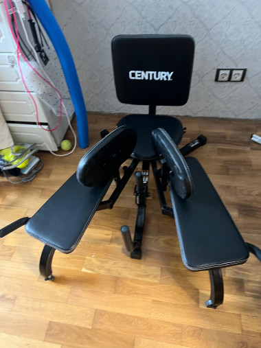 Тренажер для растяжки на шпагат Century VersaFlex 2.0 (1558) Тренажер для растяжки на шпагат Century VersaFlex 2.0 (1558)